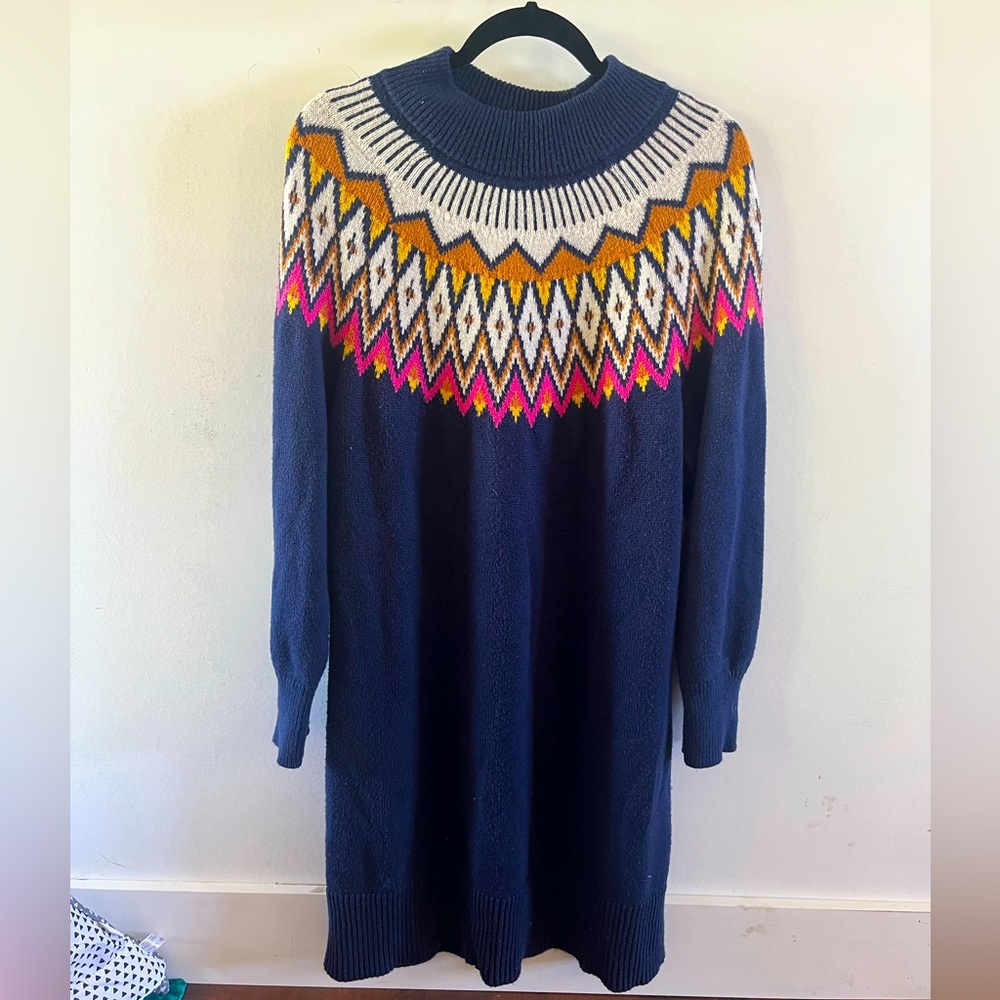 Old Navy Blue and White Crew Neck Sweater with Geometric Pattern